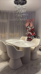 Belluna Stoel – Elegante Zacht Bouclé Designstoel